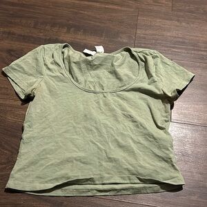 Cropped tee